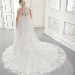 Sparkle Tulle Veil